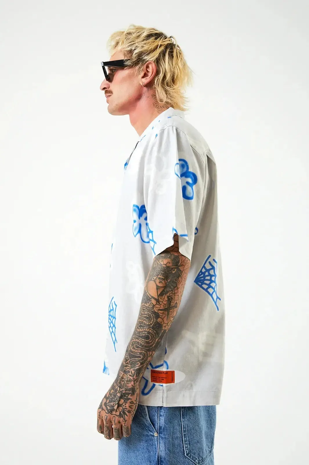 Afends planetary hemp cuban ss shirt - smoke