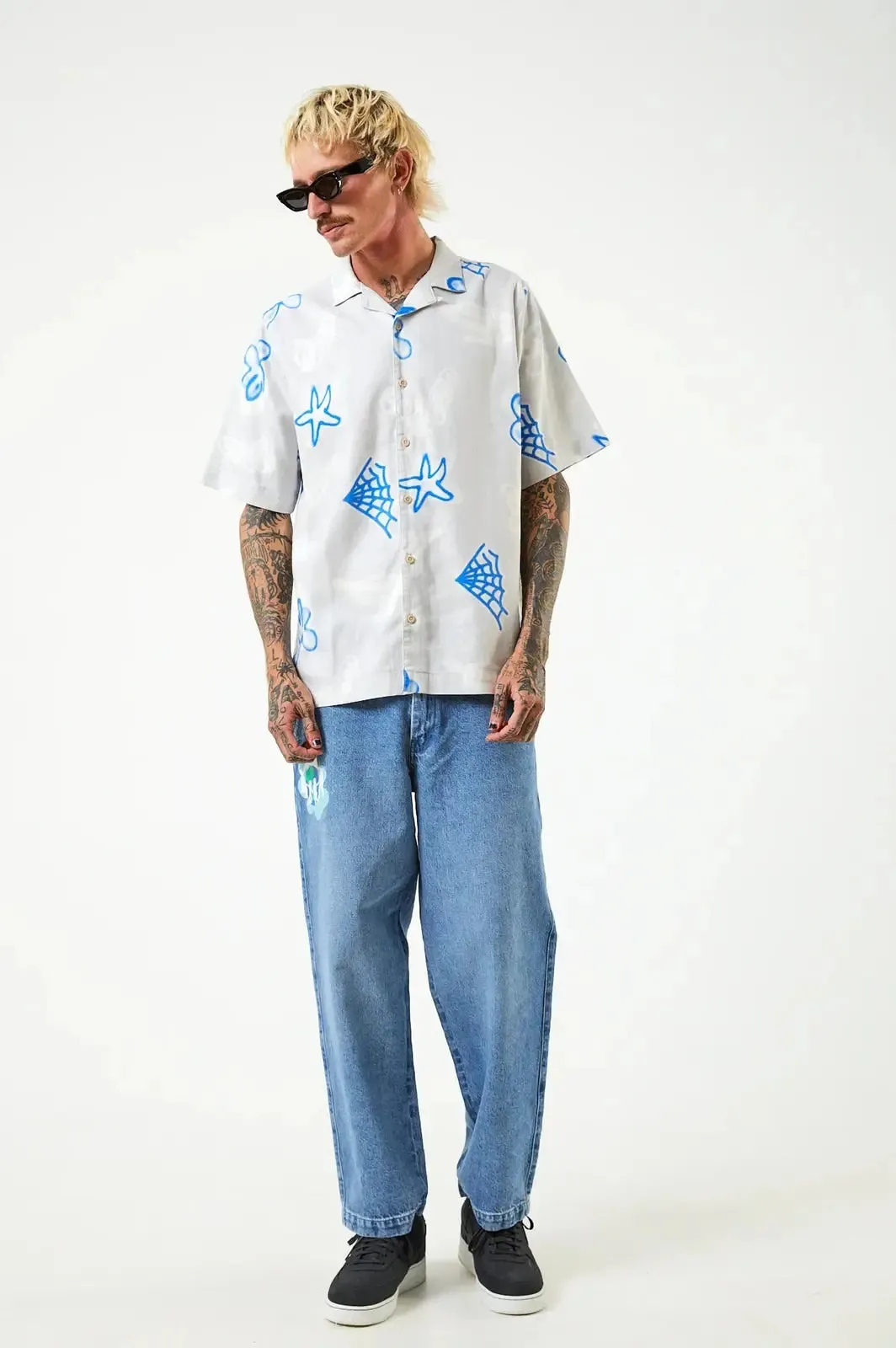 Afends planetary hemp cuban ss shirt - smoke