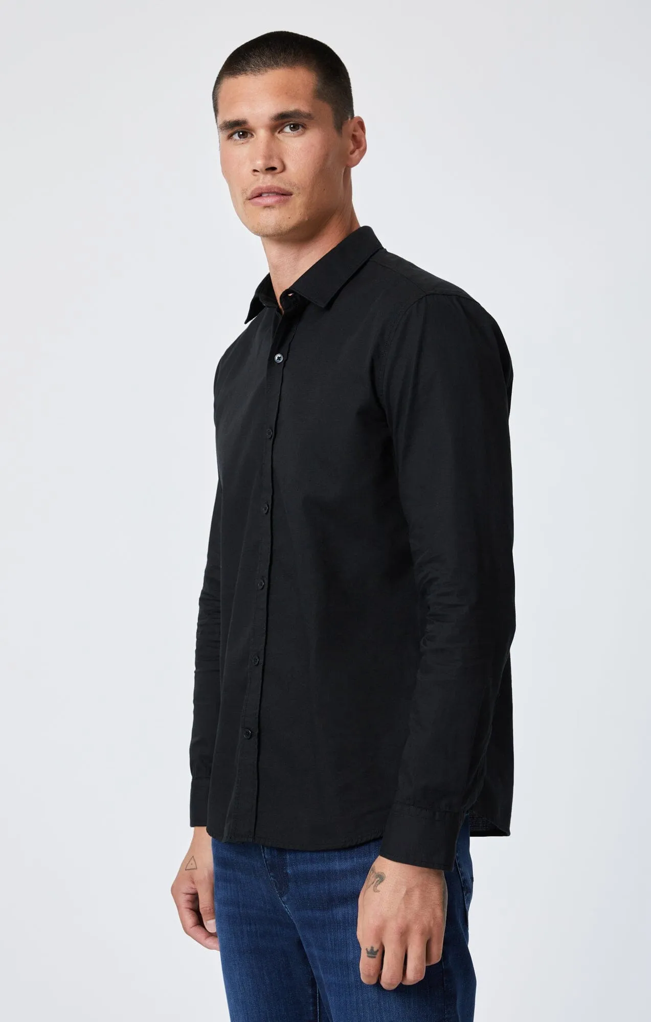 BUTTON-UP LONG SLEEVE SHIRT IN BLACK