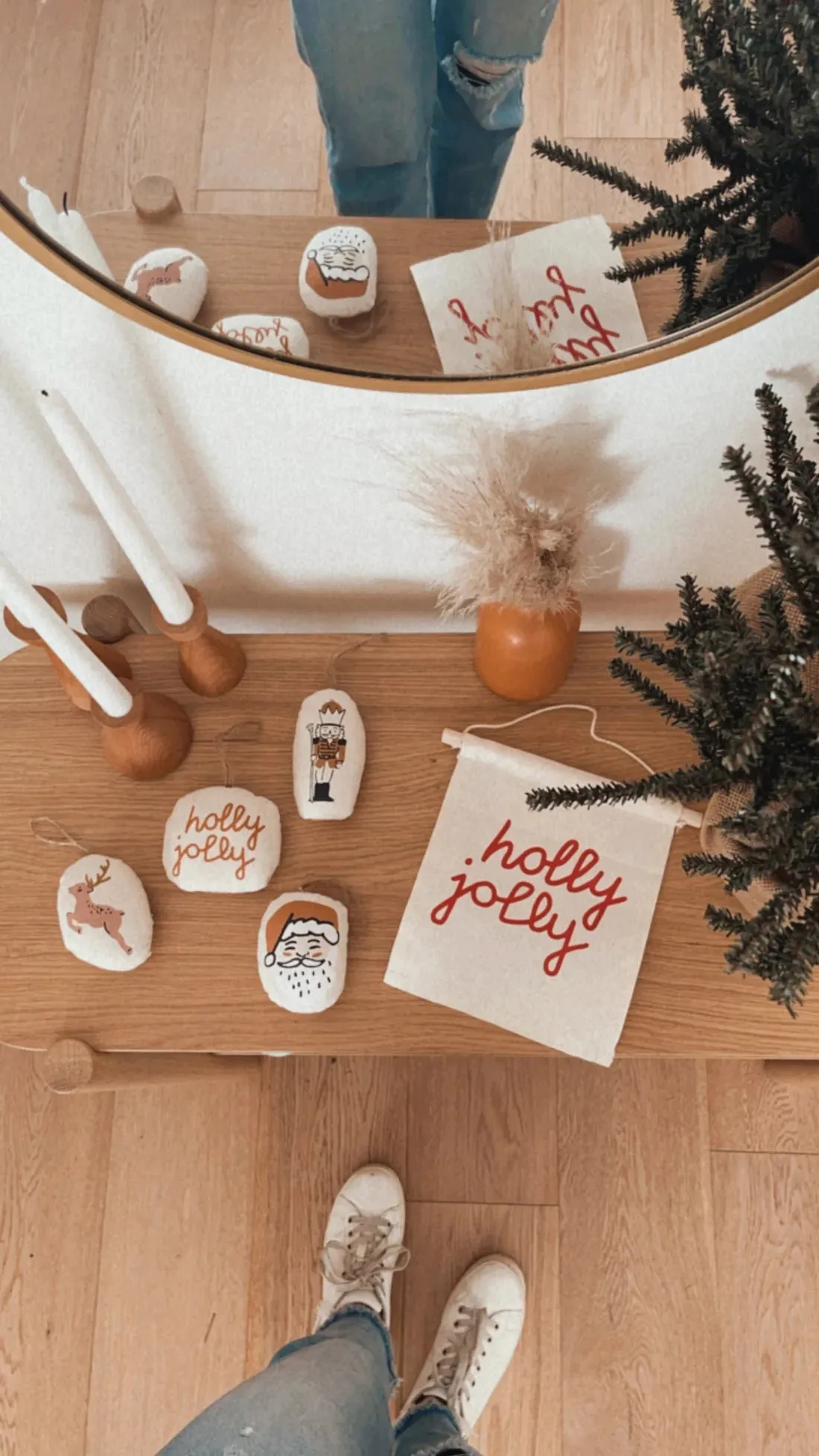 Holly Jolly Hang Sign by Imani Collective